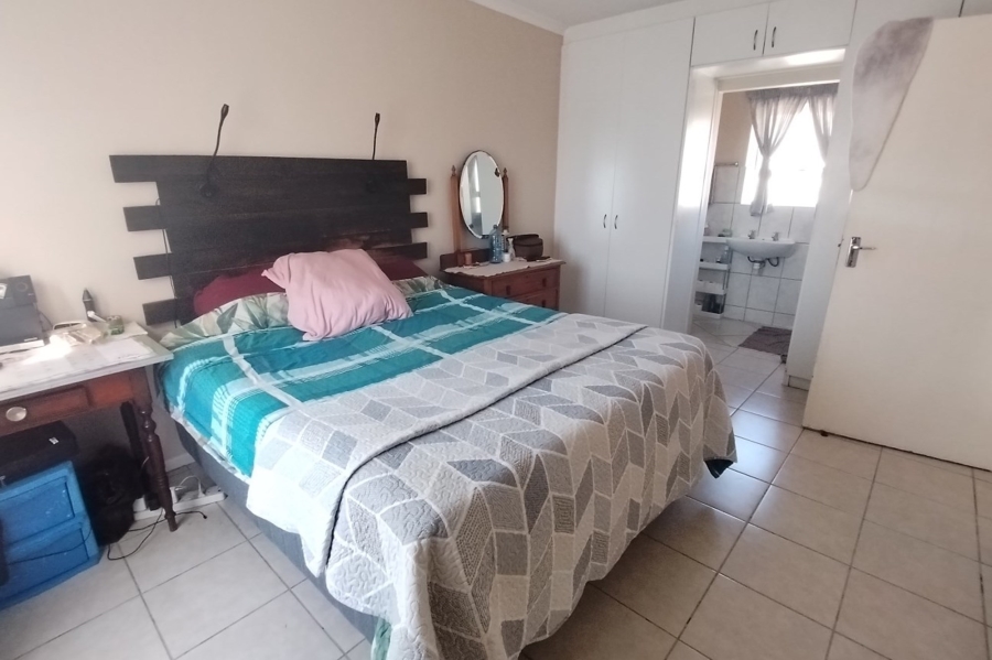 3 Bedroom Property for Sale in Costa Da Gama Western Cape